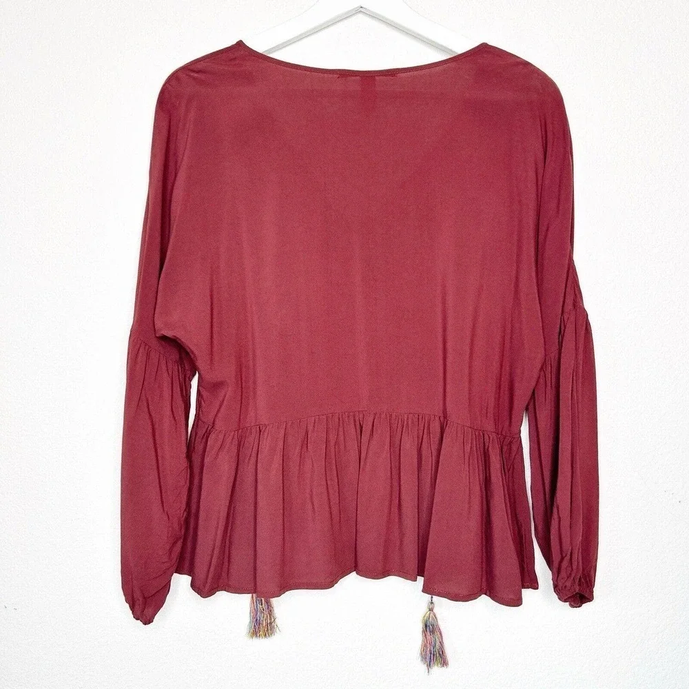 Chelsea & Violet Merlot Floral Print and Embroidered Swing Bubble Sleeve Top XS - Picture 6 of 8